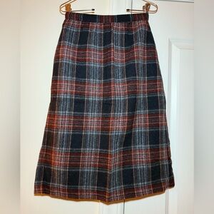 VINTAGE Wool Plaid A-Line Skirt - Red and Blue “Madmen” Era skirt size 7/8